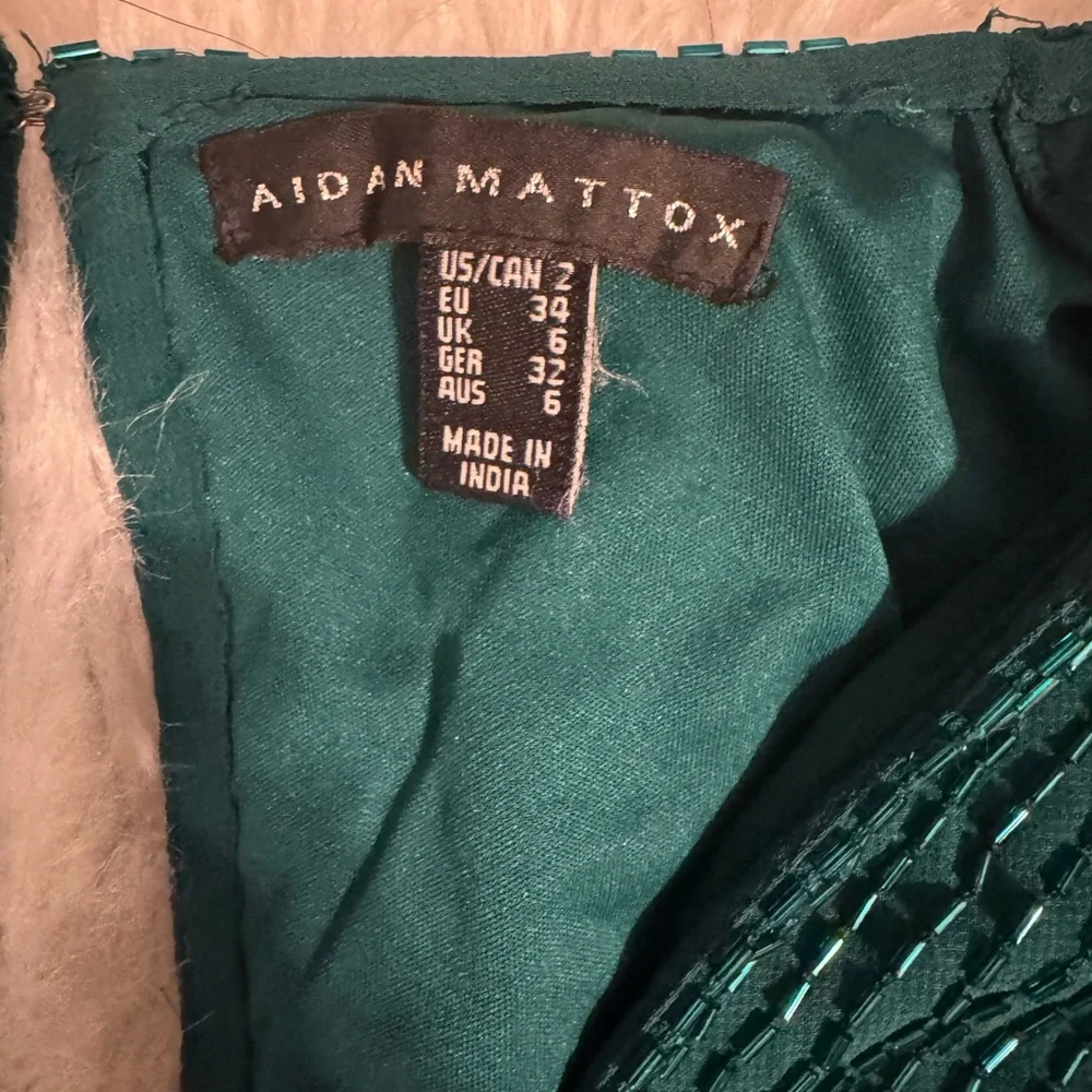 Aiden Mattox Sequin Dress Size 2 - Picture 2 of 9